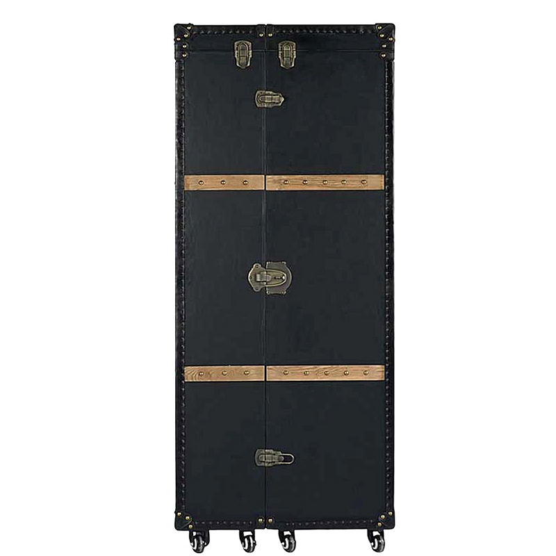 Union Steamer Trunk Bar