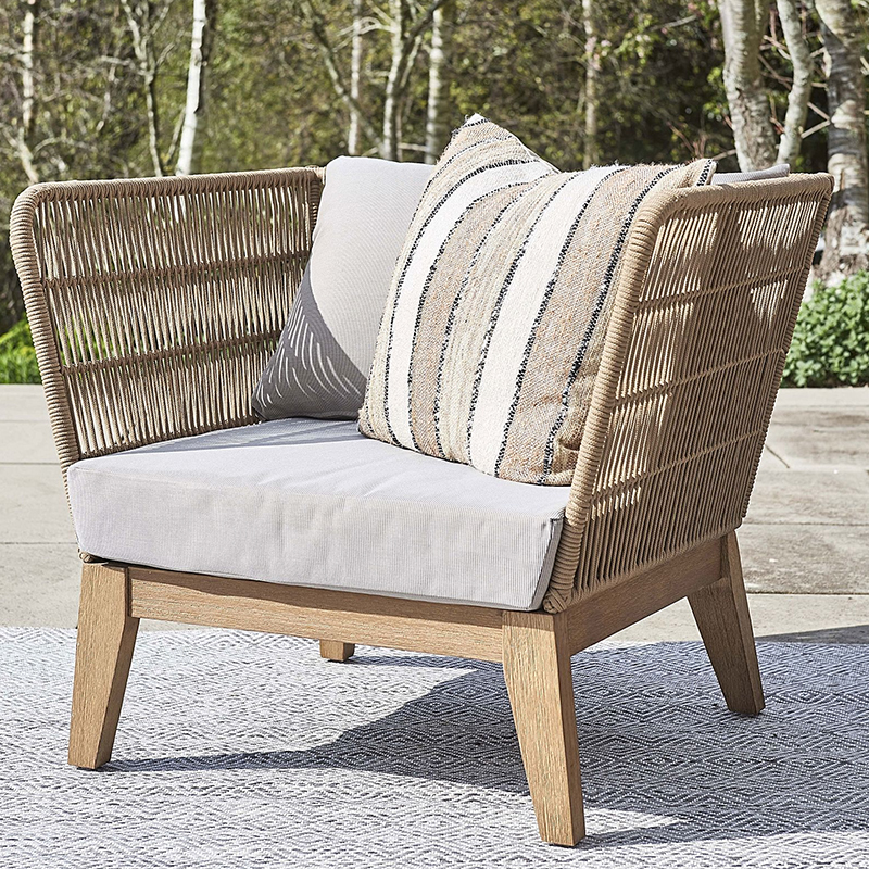 Beuna Outdoor Armchair