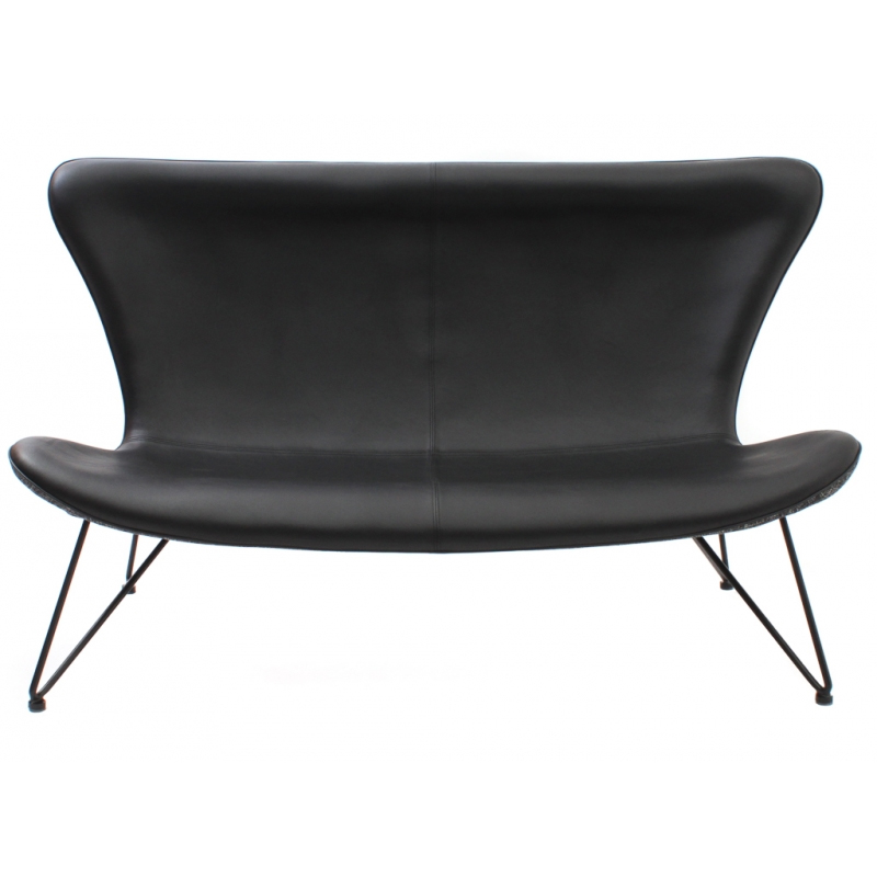THREE SEATER