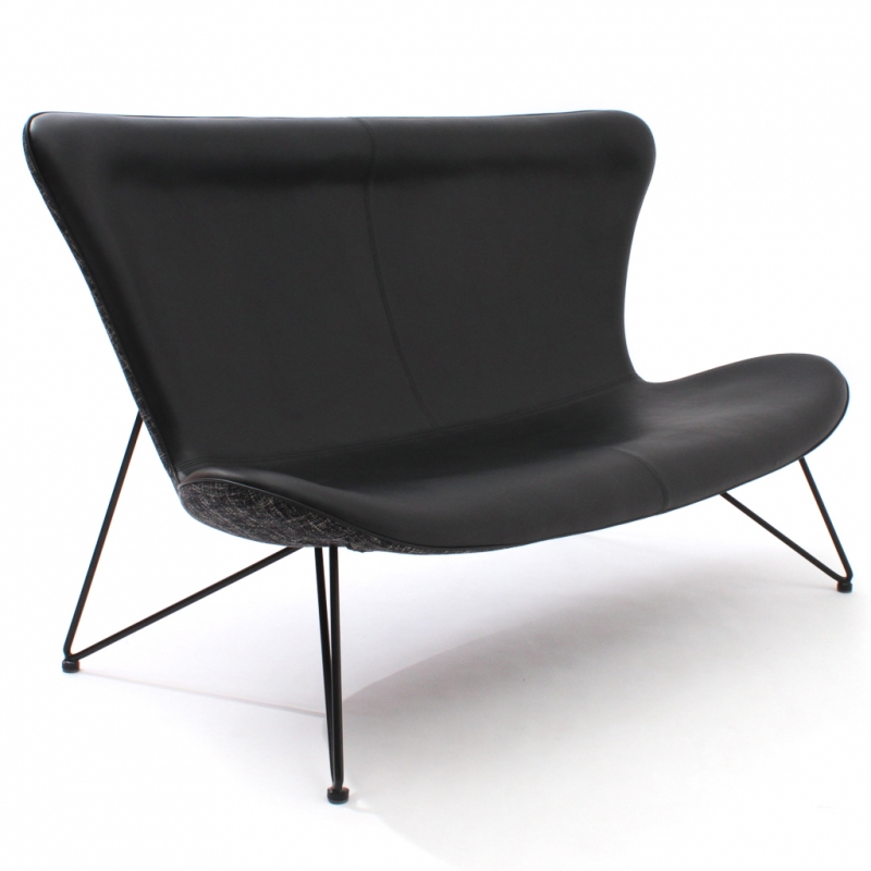 THREE SEATER
