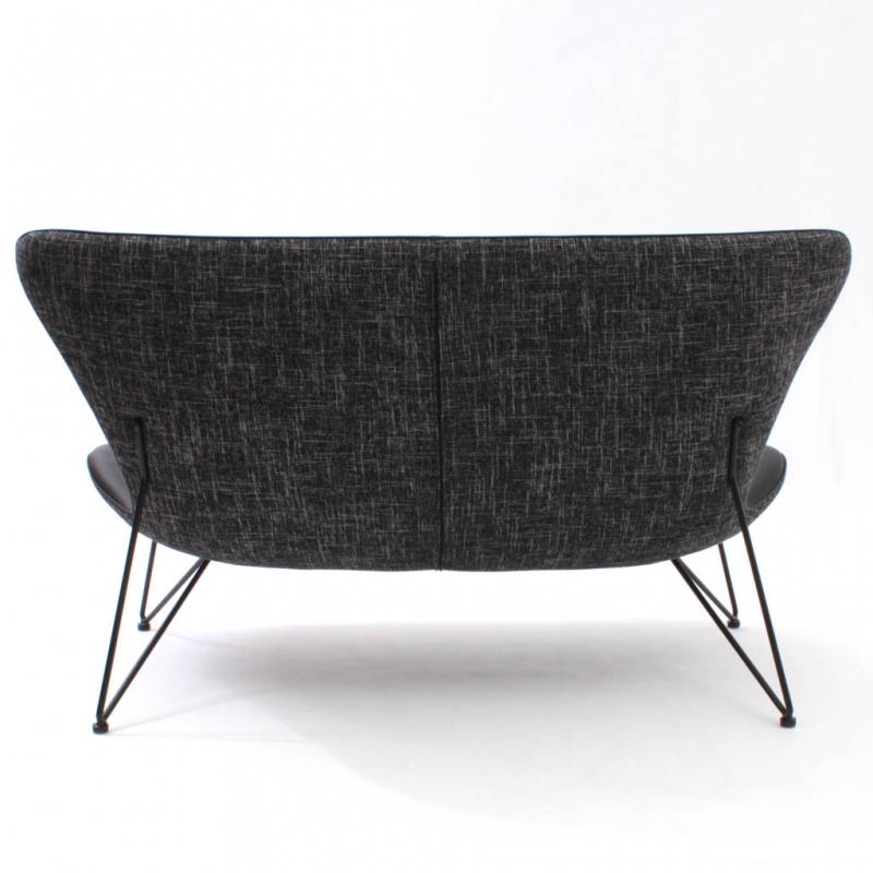THREE SEATER